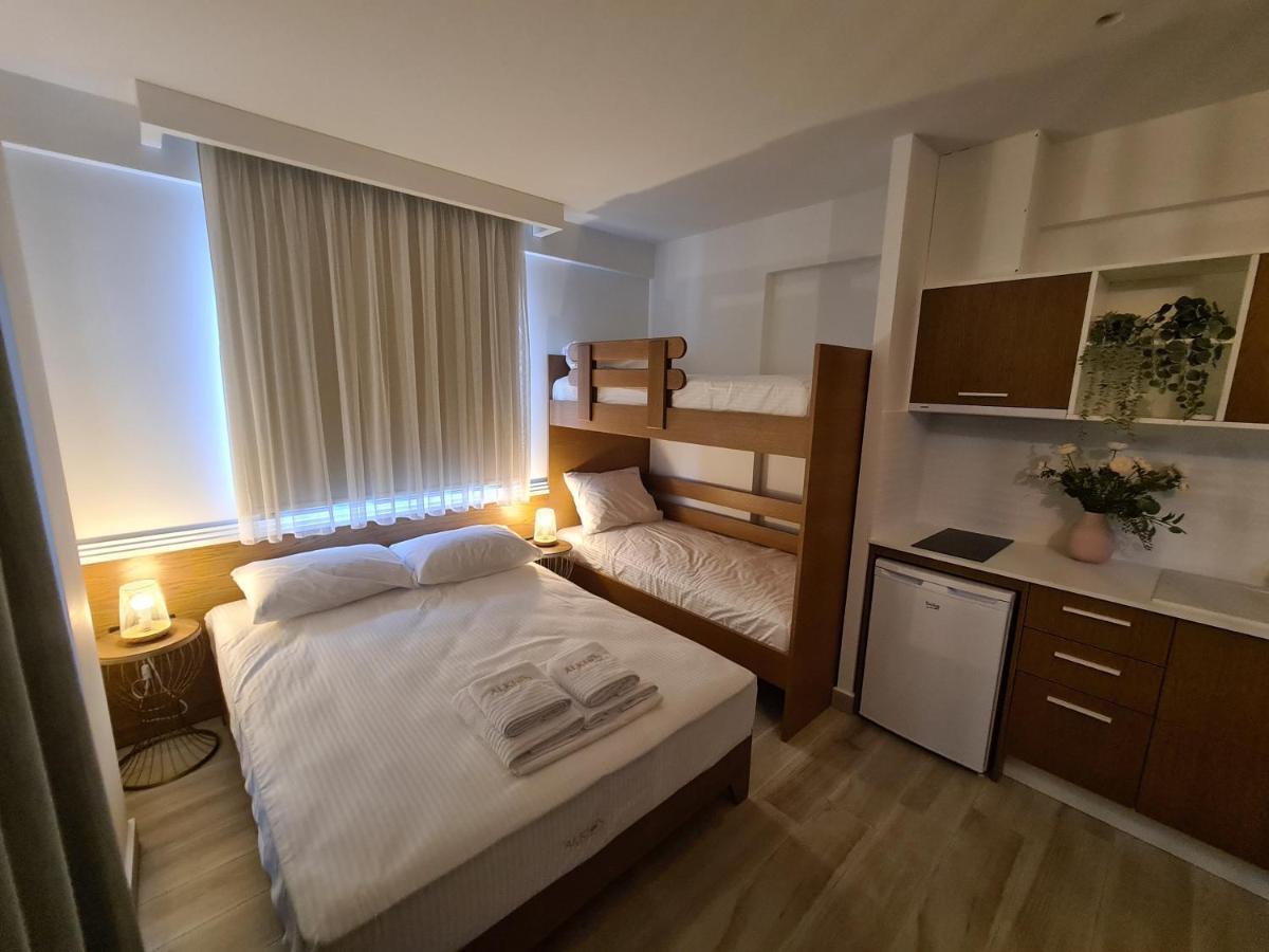 Alkion Boutique Living Aparthotel Nea Vrasna Exterior photo